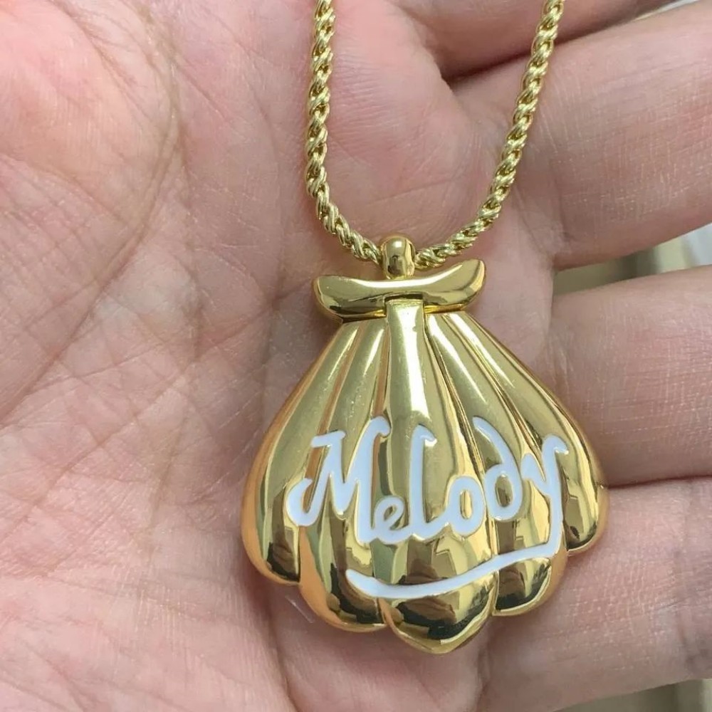 Heart Locket Necklace Photo - Fashion Melody Mermaid Shell Pendant Design