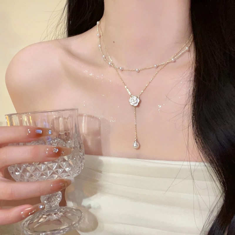 Layered Pendant Necklace Aesthetic - Y2K Double Layer Camellia Flower Pendant