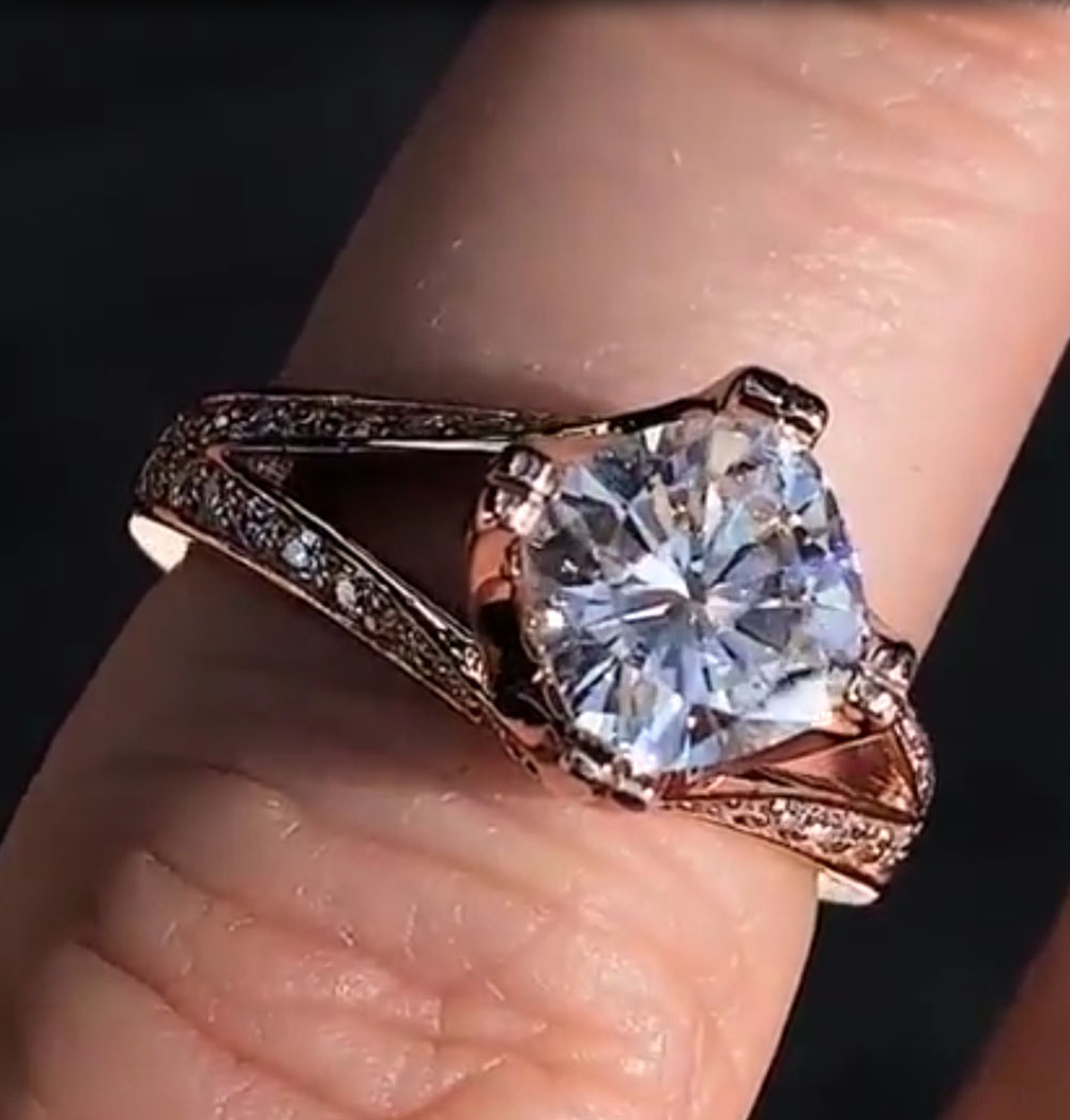 Custom Solid 10K Rose Gold Wom - огляд і ціна Moissanite Engagement Ring 1 Carat