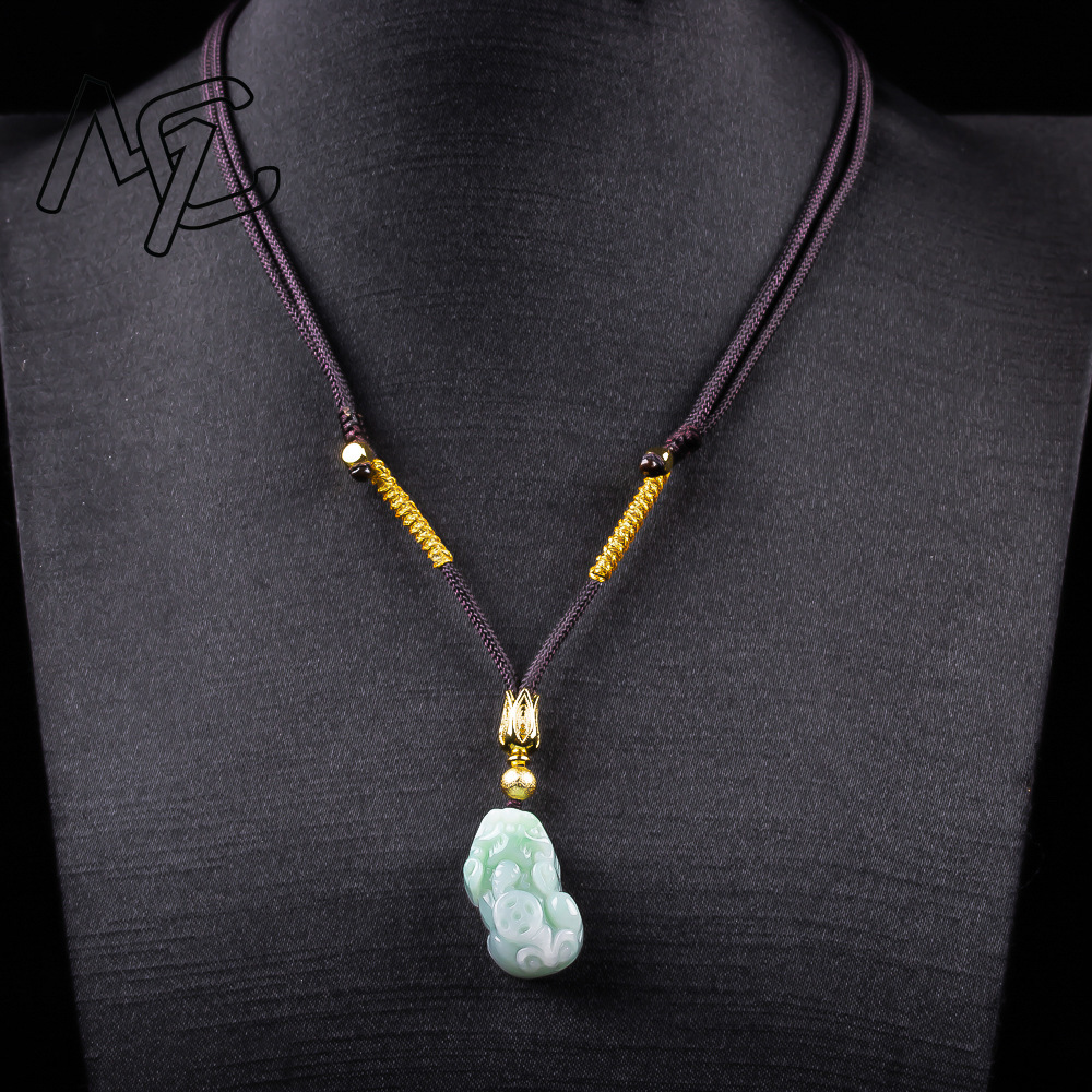 Natural Burmese A Emerald Pea  - огляд і ціна Necklaces