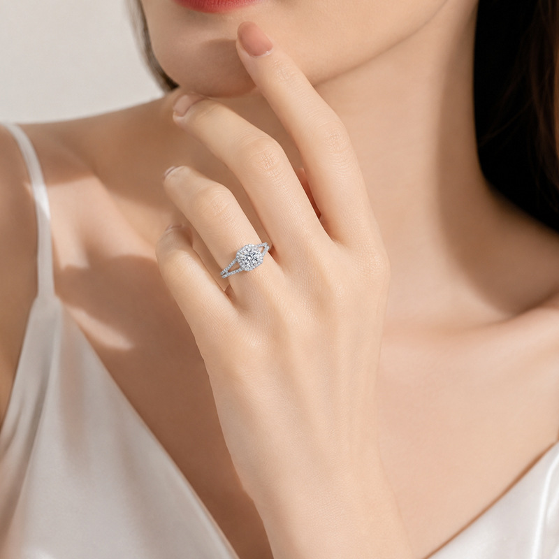 Hot selling 100% S925 silver s - огляд і ціна Moissanite Engagement Ring 1 Carat