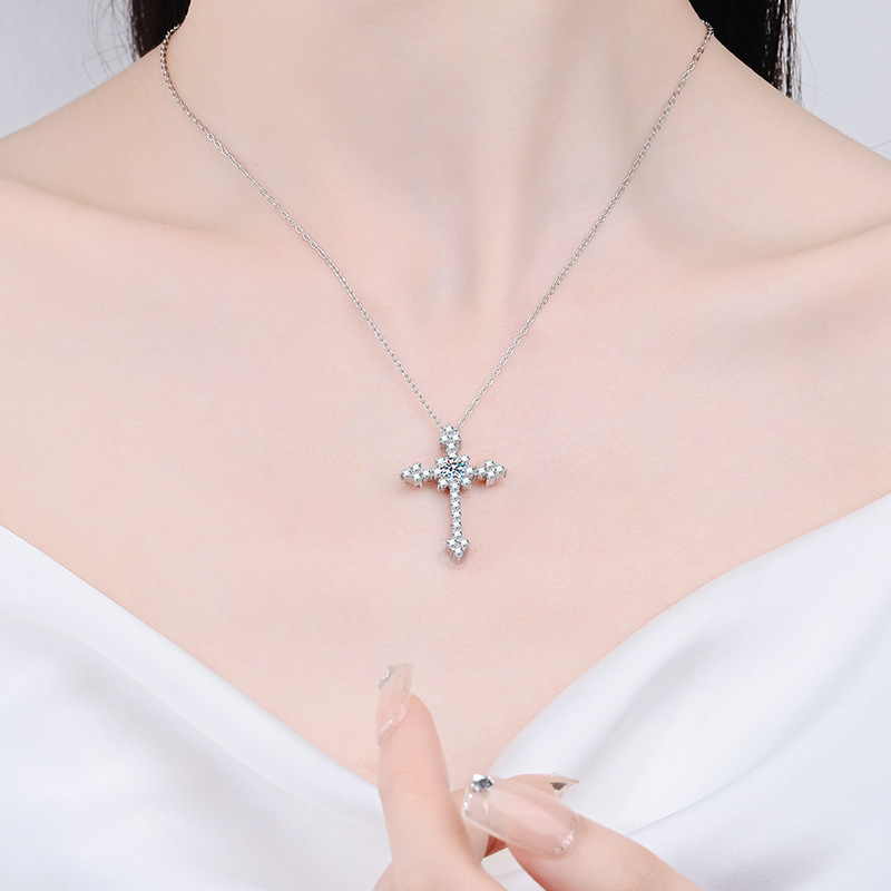 LioraGem Platinum PT950 Full-D - огляд і ціна Cross Pendant Necklace Gold
